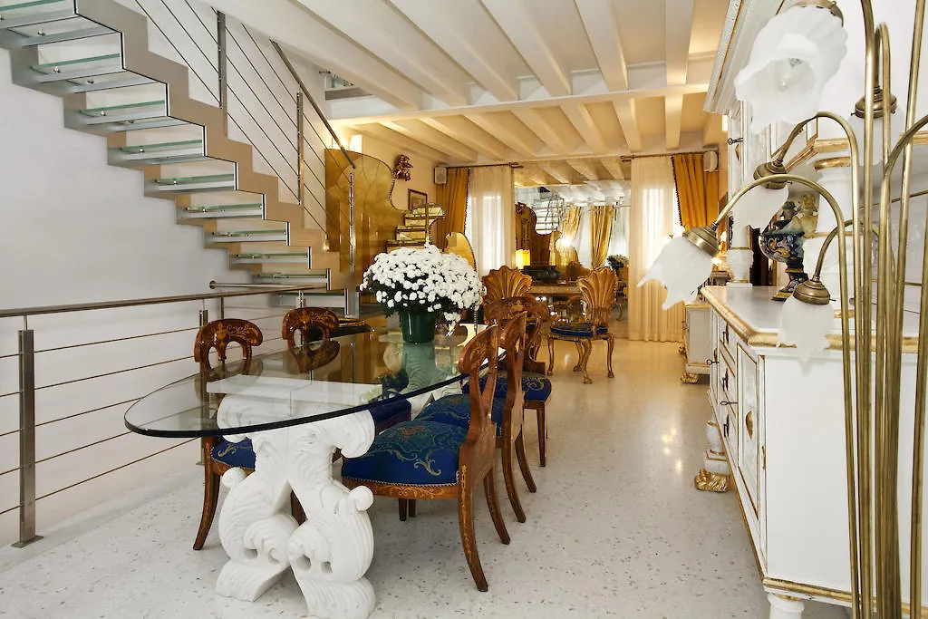 Casa Fortuny Luxury Apartment Venezia